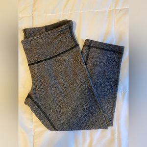 Lululemon leggings mid rise crop